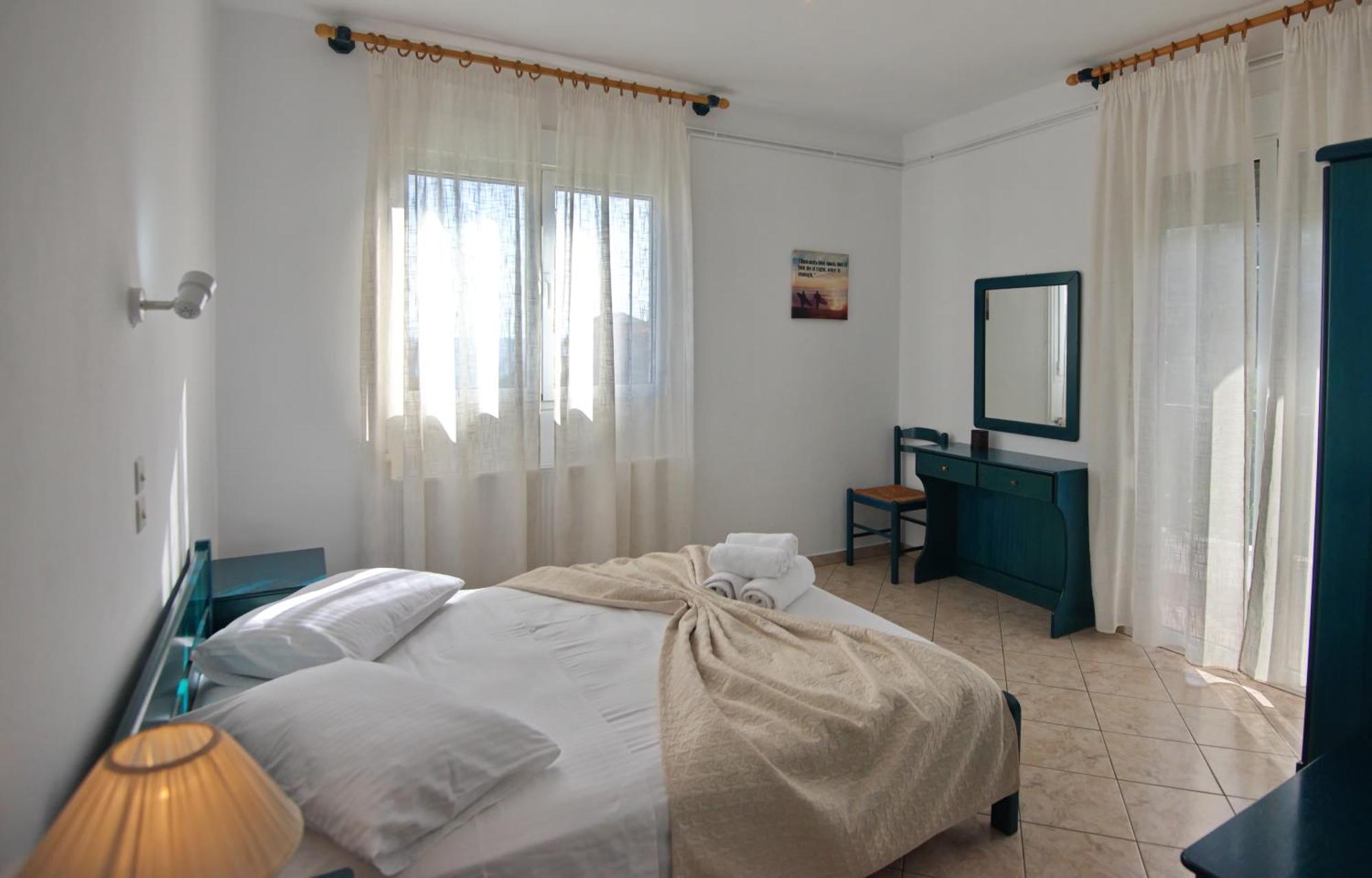 Studios Nelli Alonissos Patitiri  Ngoại thất bức ảnh